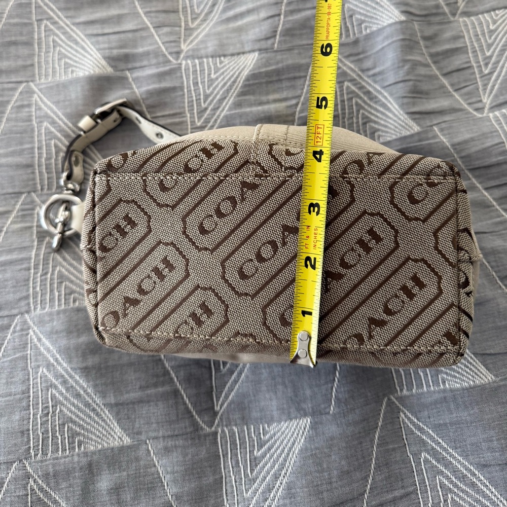 COACH Signature Tan White Demi Mini Pochette Baguette Logo Striped Purse Bag Y2K - Picture 12 of 14